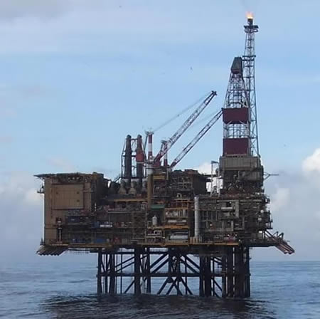 Tweedsmuir gas sweetening skids